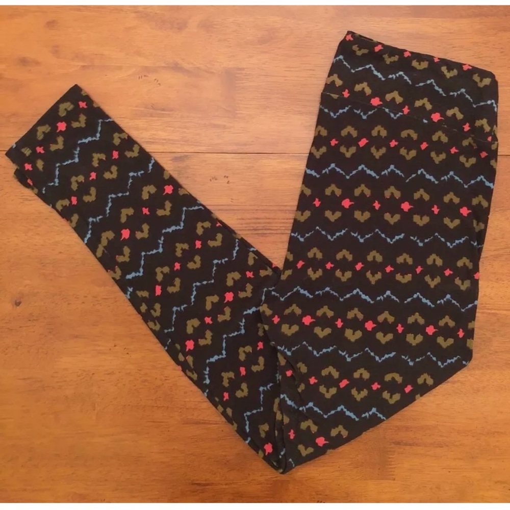 LuLaRoe Tall & Curvy TC Leggings